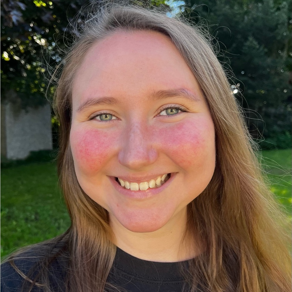 Meet Your Posher, Kayelee